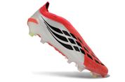 PREDATOR LACELESS  ACCURACY FG WHITE & CORAIL